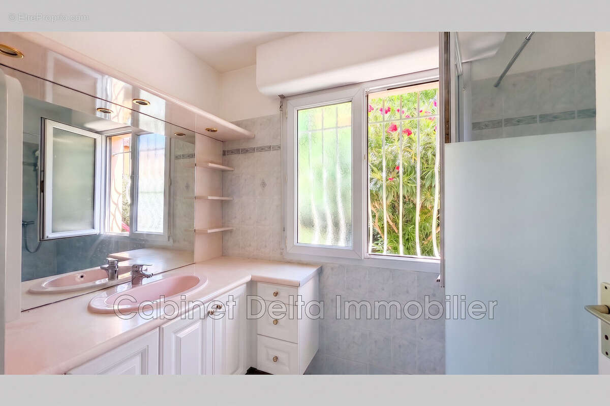 Appartement 65 m² à Sanary-Sur-Mer  - photo 7