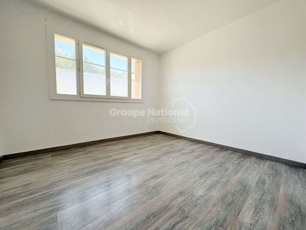 À vendre : Appartement T3 de 69 m2 lumineux avec balcon - Proche centre-ville - photo 5