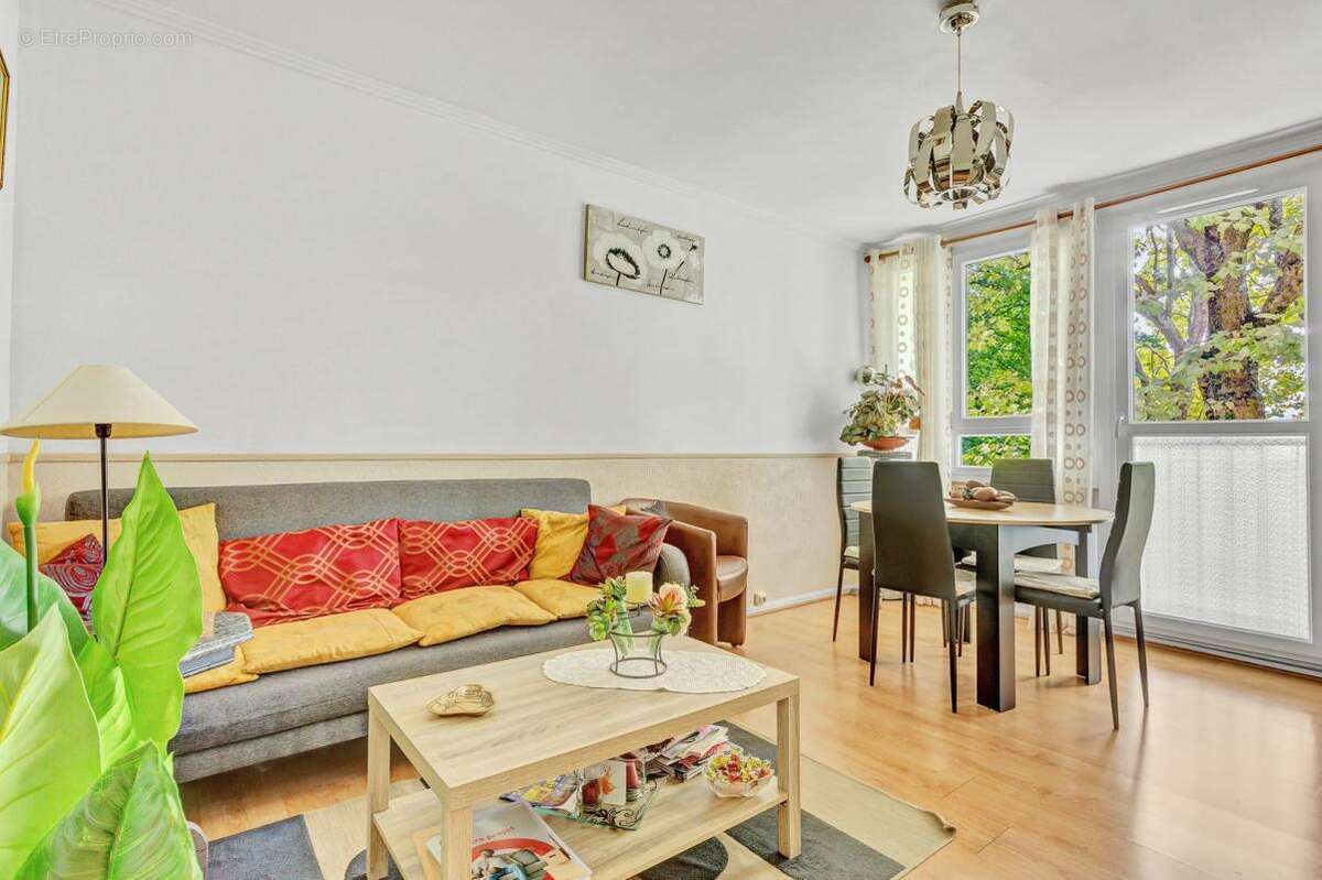 Appartement à CROSNE