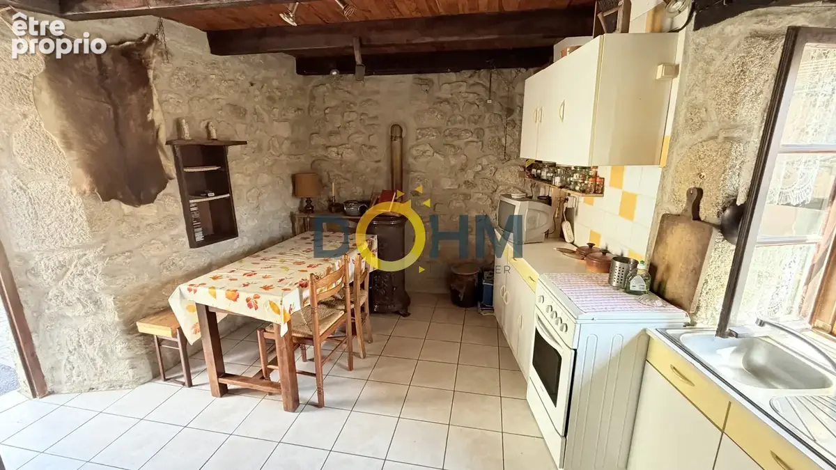 Maison en pierre à vendre à Saugues   Centre-bourg - photo 3