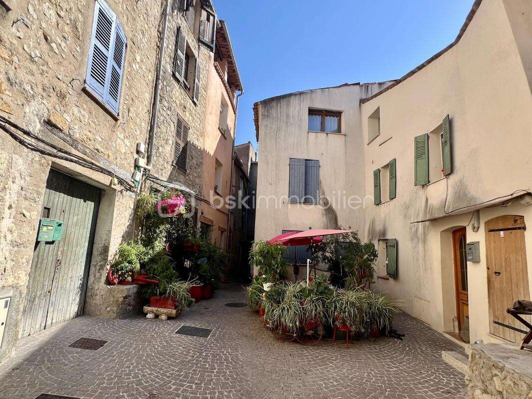 Appartement à FAYENCE