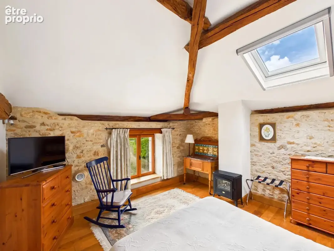 Deux maisons avec piscine, jacuzzi, grande grange et vue sur la campagne - photo 11