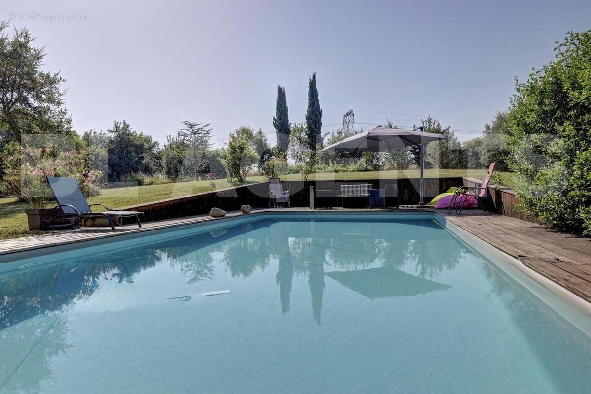 4 - Maison à SAINT-AGNAN