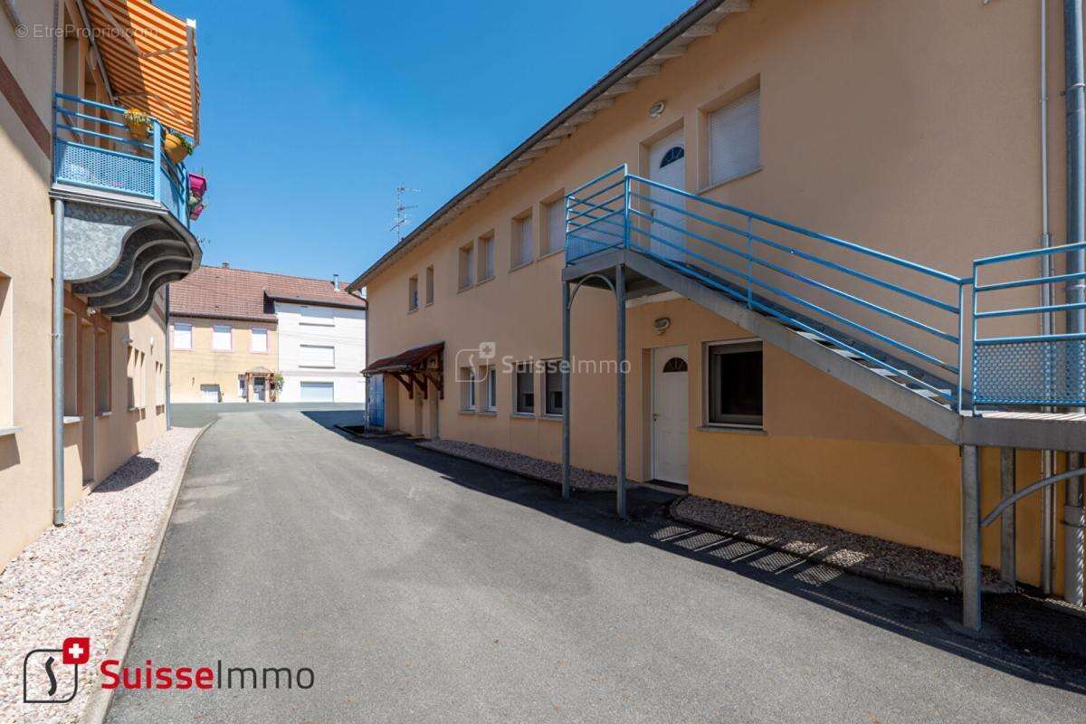 Appartement Danjoutin 4 pièces 79 m2 + garage + terrasse - photo 2