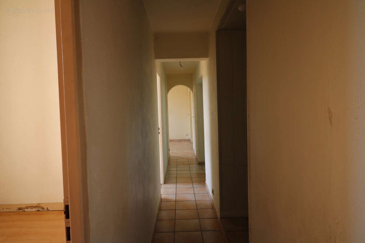 Maison à SAINTES