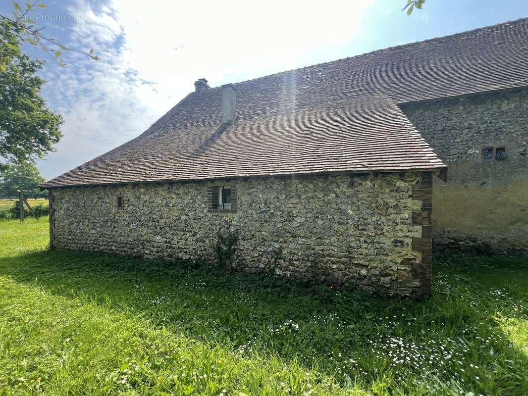 Maison à REMALARD