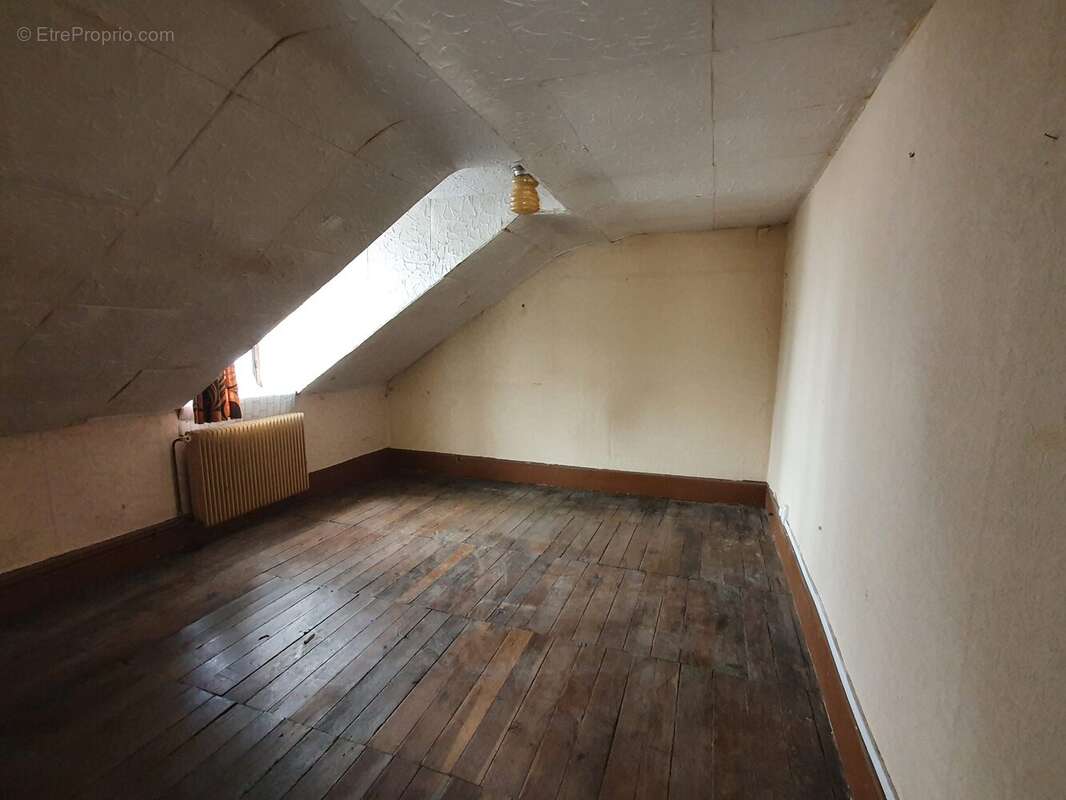 Maison 95 m² à Bourges  - photo 18
