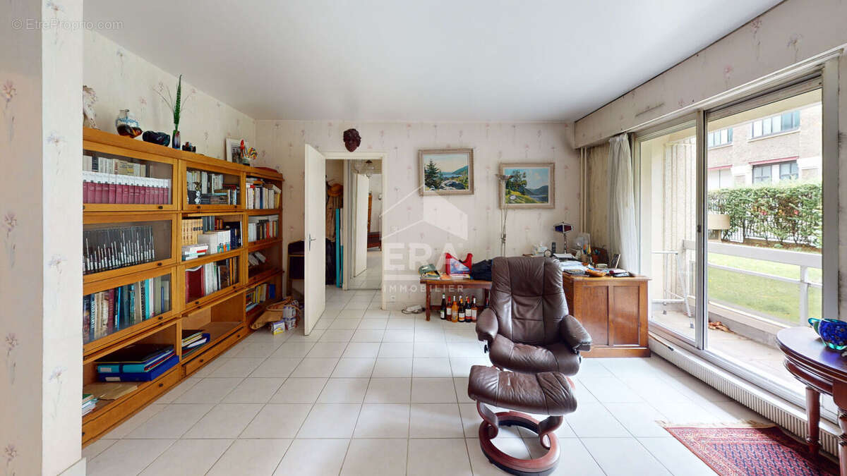 Appartement à PARIS-19E