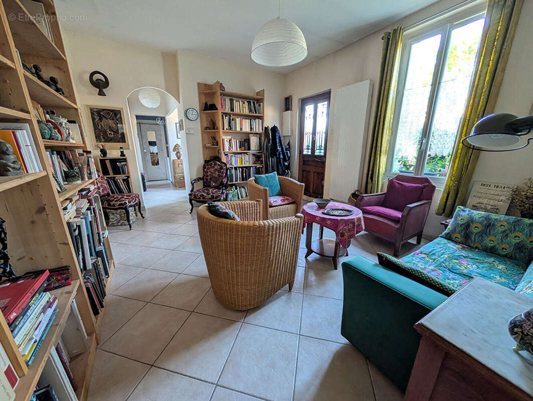 Maison à VAULX-EN-VELIN