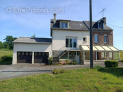 Maison à SAINT-GEORGES-DES-GROSEILLERS