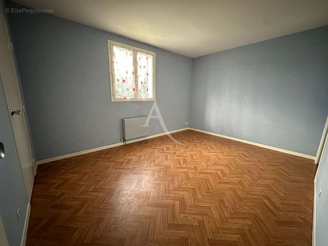 Maison à BUXEROLLES