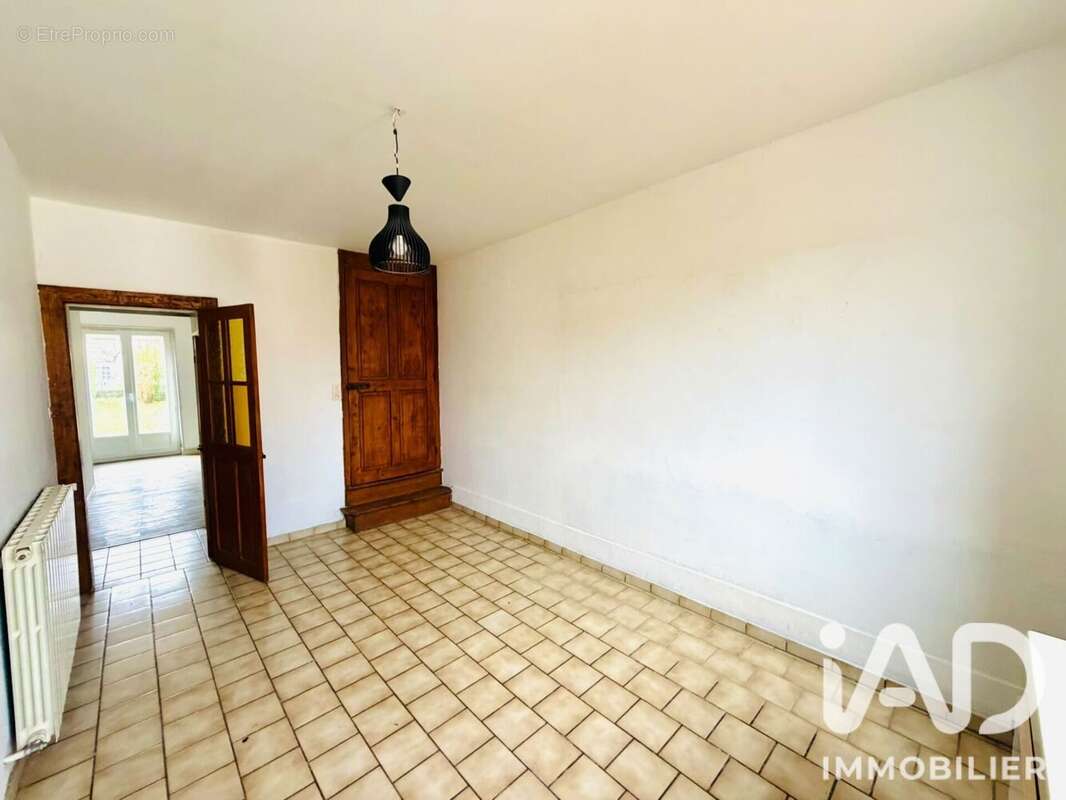 Photo 4