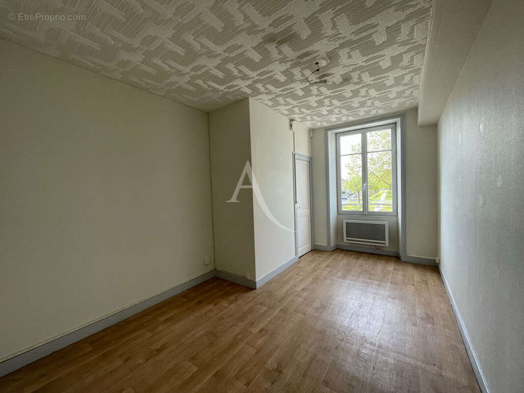 Appartement à FONTENAY-LE-COMTE
