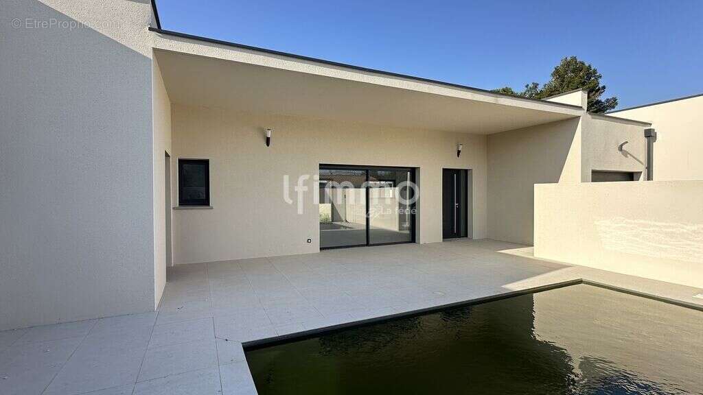 Maison à VILLEDAIGNE