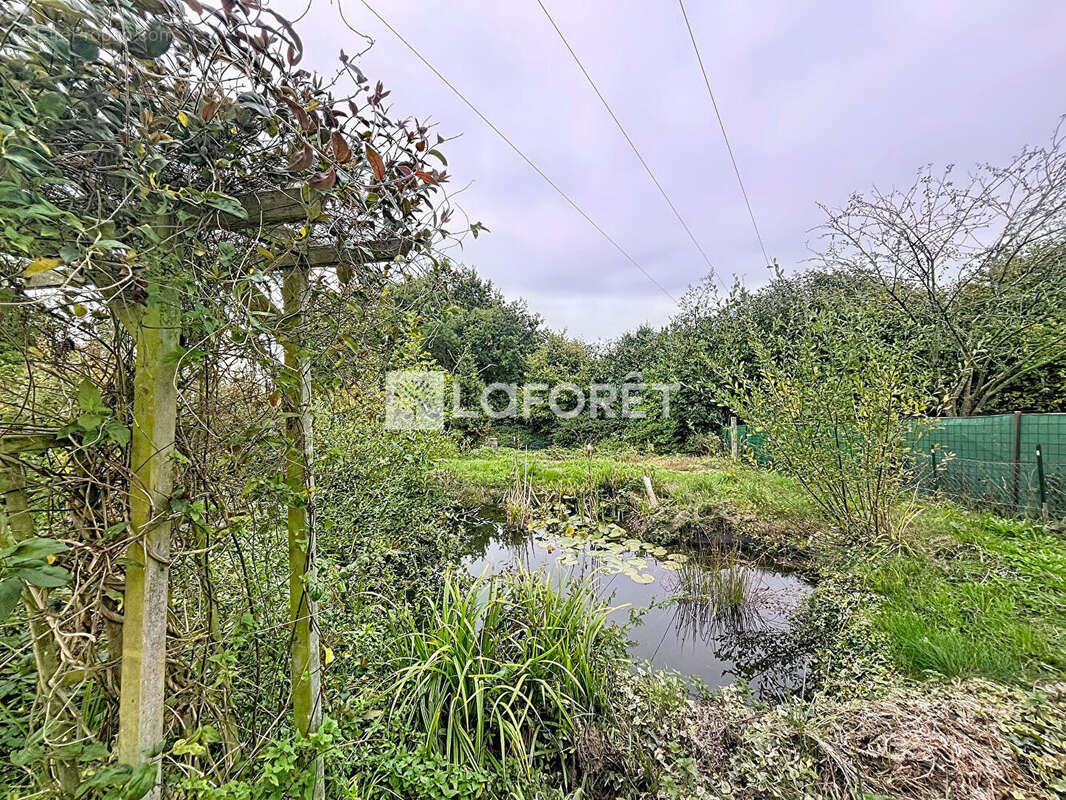 Maison à LA CHAPELLE-BICHE