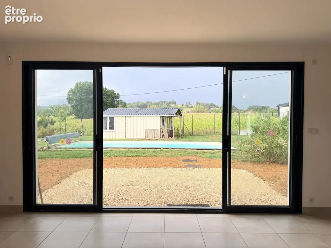 Maison contemporaine avec piscine, garage et deux studios - photo 5