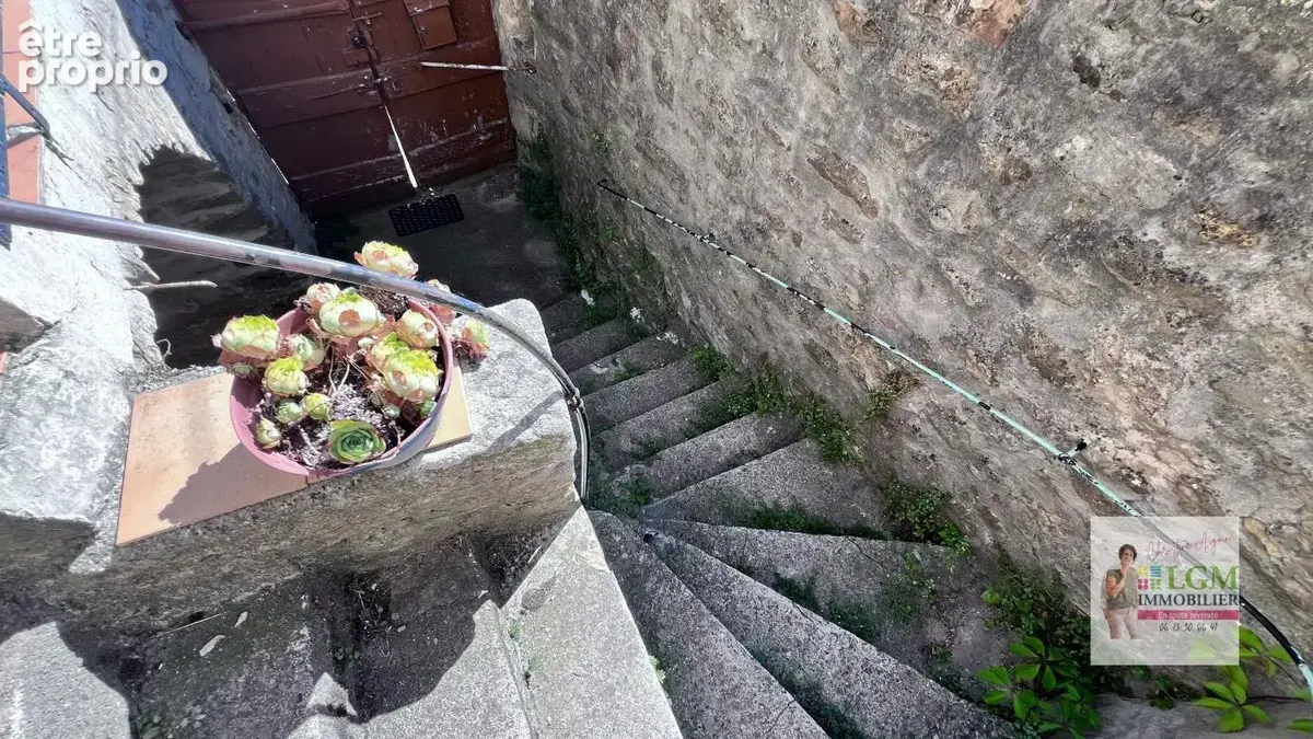 Maison de caractère à rénover - photo 5