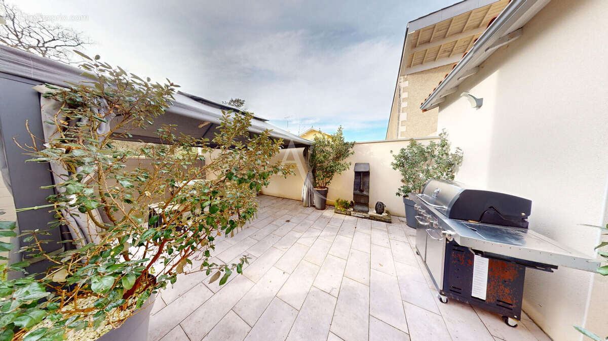 Maison à POITIERS