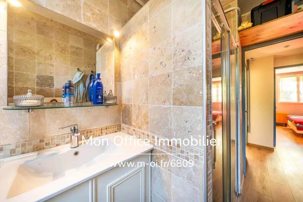 Appartement à MARSEILLE-10E