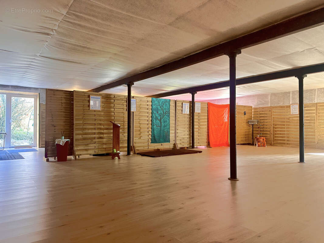 Maison à ECHASSIERES