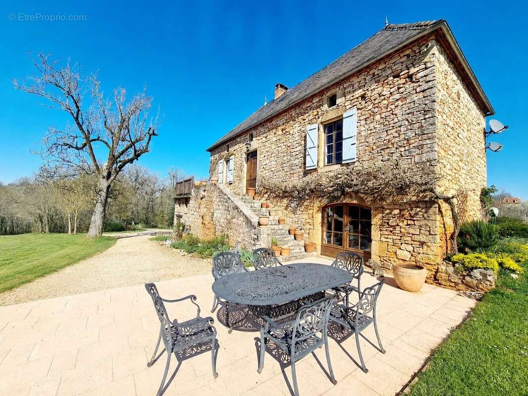 Maison à DEGAGNAC