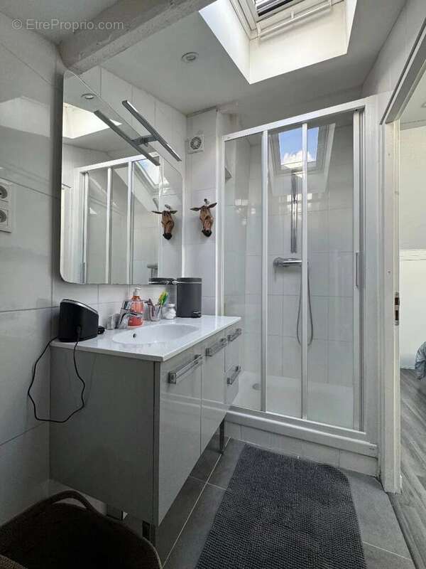 Maison à SAINT-NOM-LA-BRETECHE