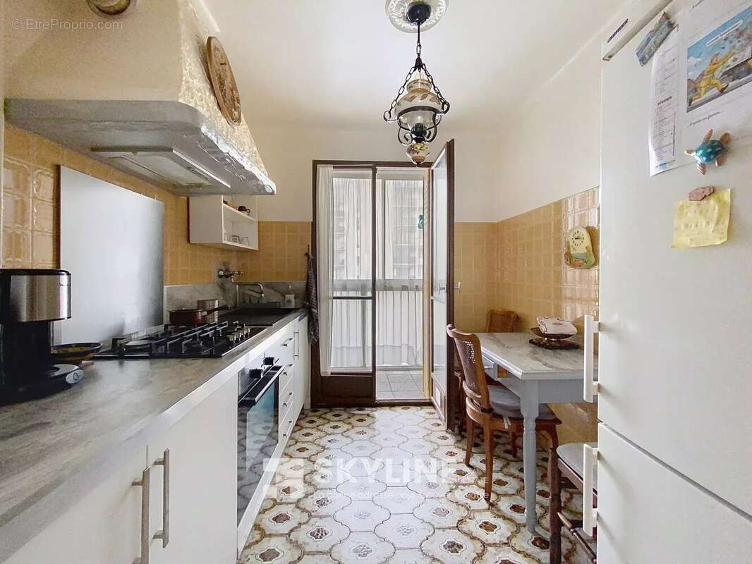 Appartement à MARSEILLE-15E