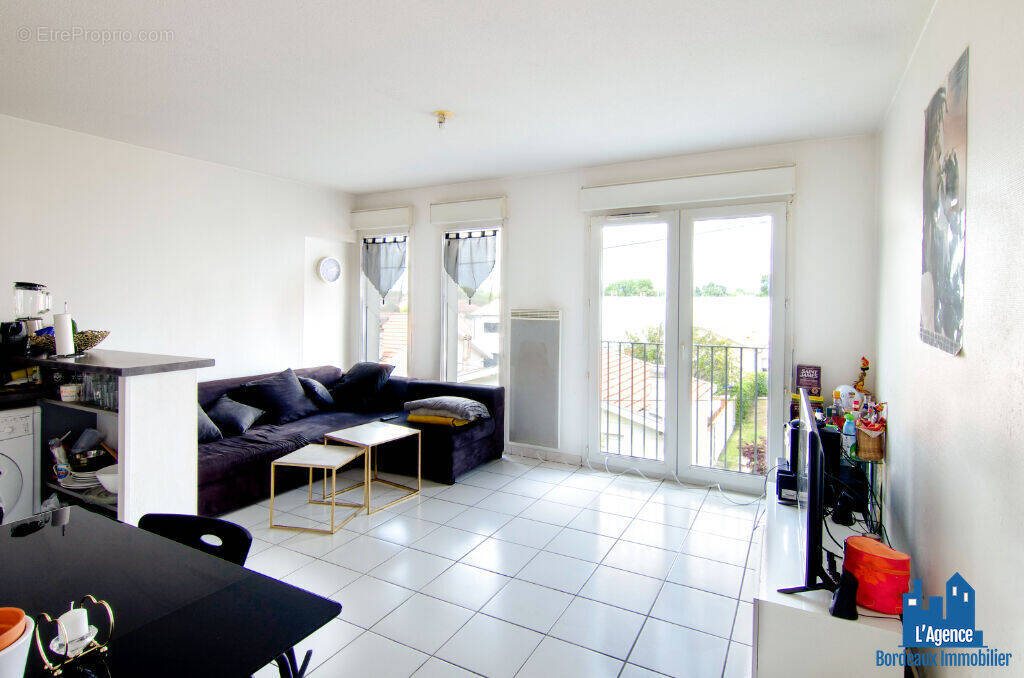 Appartement à VILLENAVE-D'ORNON