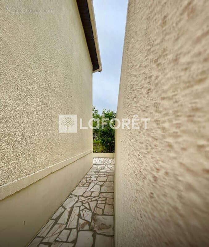 Maison à BONNEUIL-SUR-MARNE