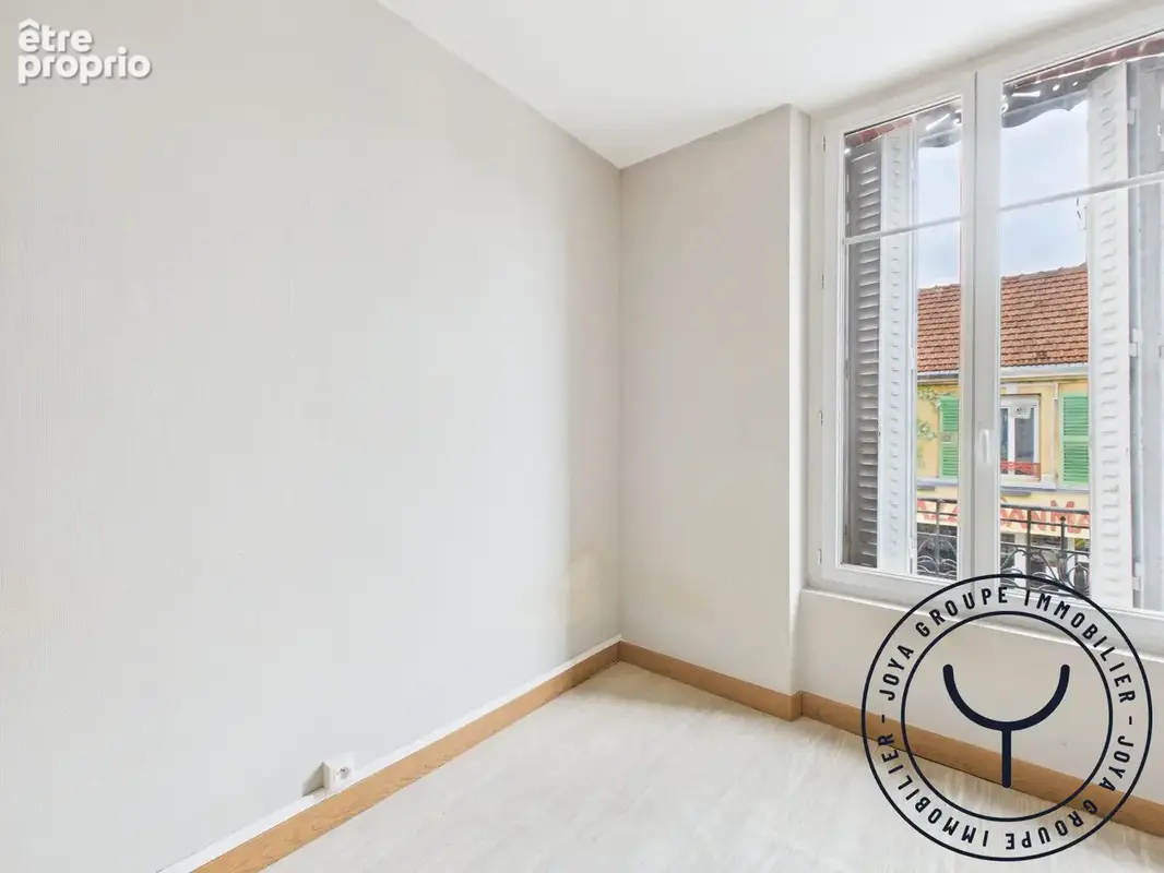 Appartement 479 m² à Romilly-Sur-Seine  - photo 9