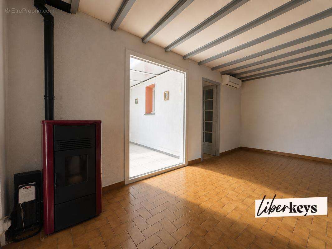Maison à CONTES