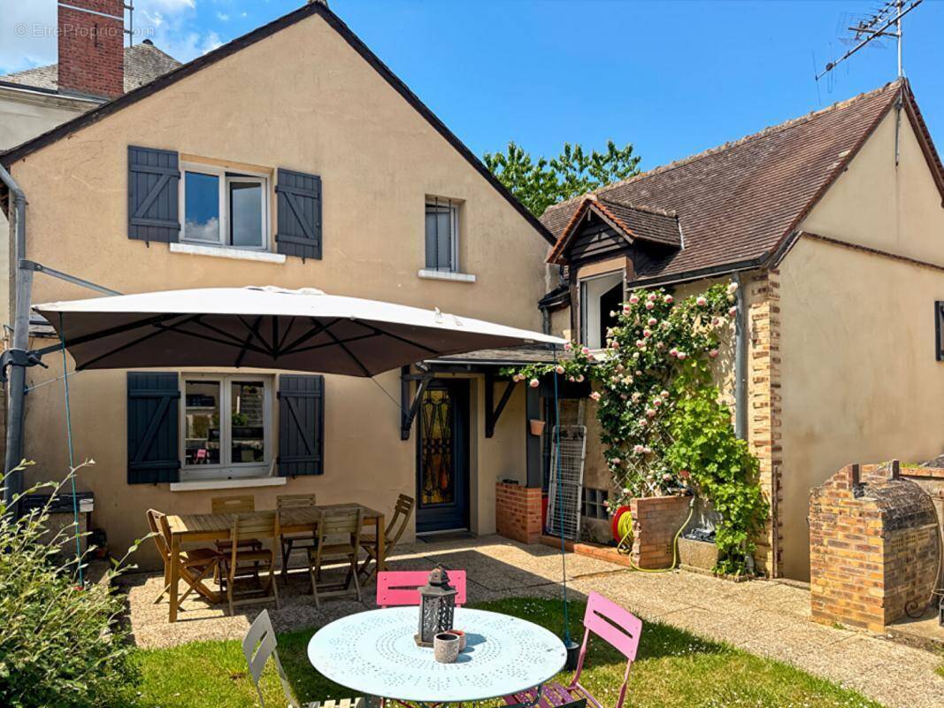 Maison à PARCE-SUR-SARTHE