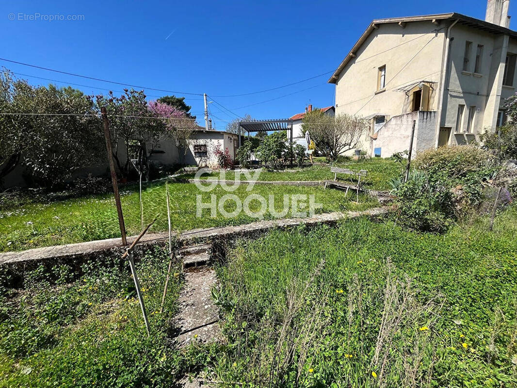 Appartement à OULLINS