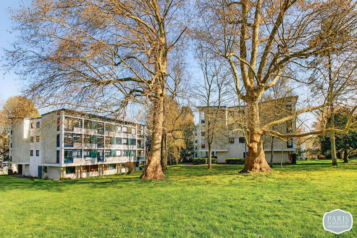 Appartement à LOUVECIENNES