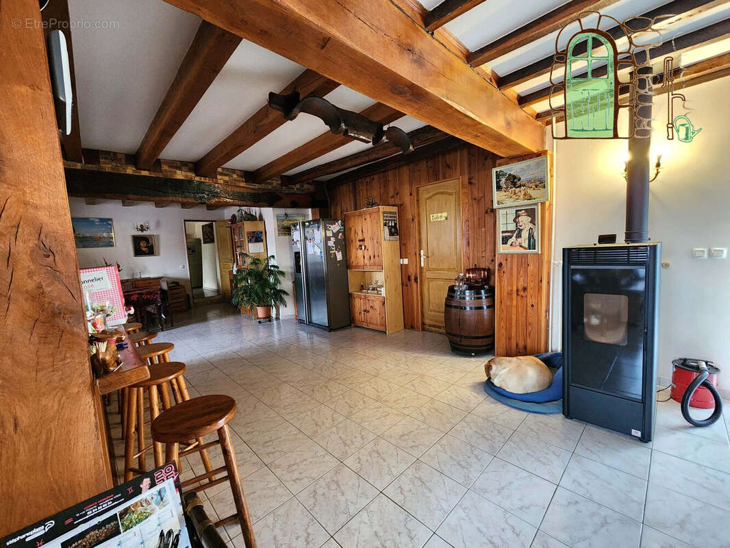 Maison 132 m² à Droue  - photo 2