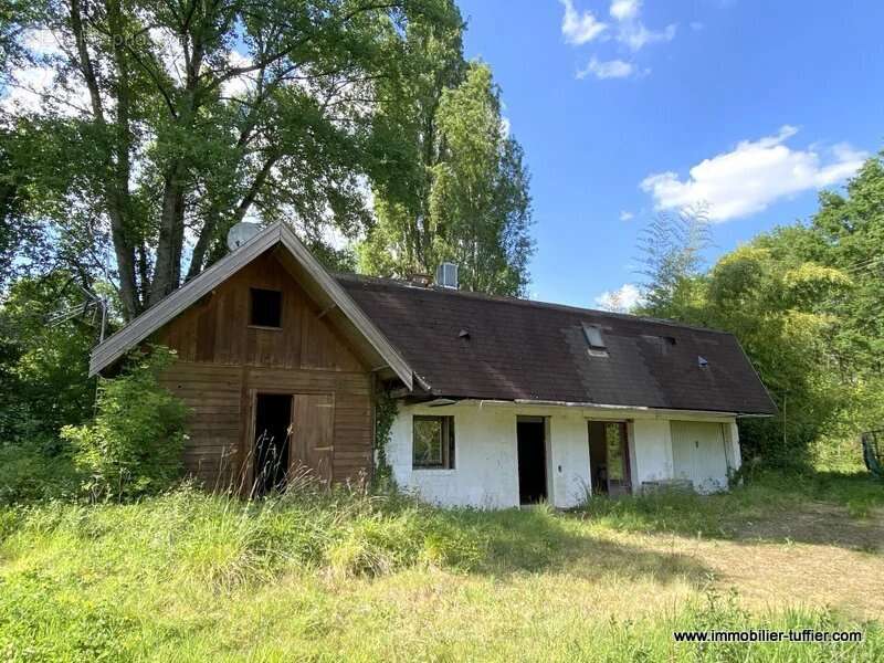 Terrain à MEZIERES-SUR-PONTHOUIN