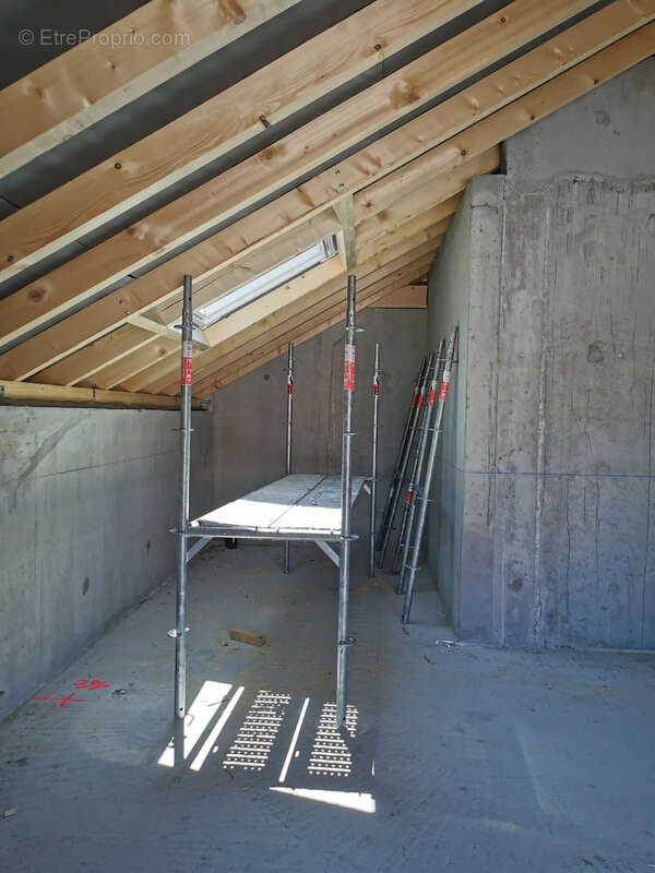 Appartement T1 // LOG 204 R + 2  avec balcon - photo 4