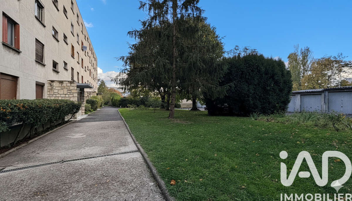 Photo 8 - Appartement à MONTREUIL