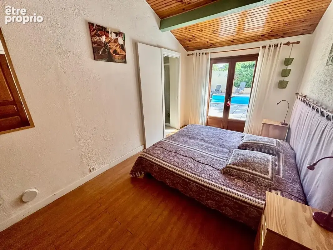 Proche GRIGNAN ,Belle Villa avec piscine, jardin et garage. - photo 17