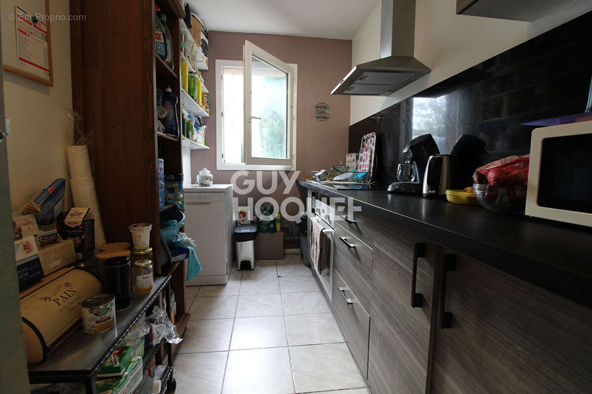 Appartement à VERNEUIL-L'ETANG