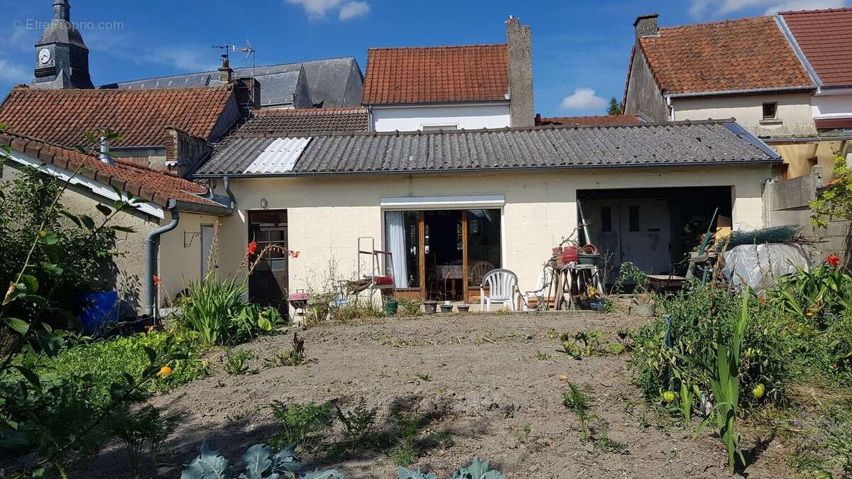 Maison à AUXI-LE-CHATEAU