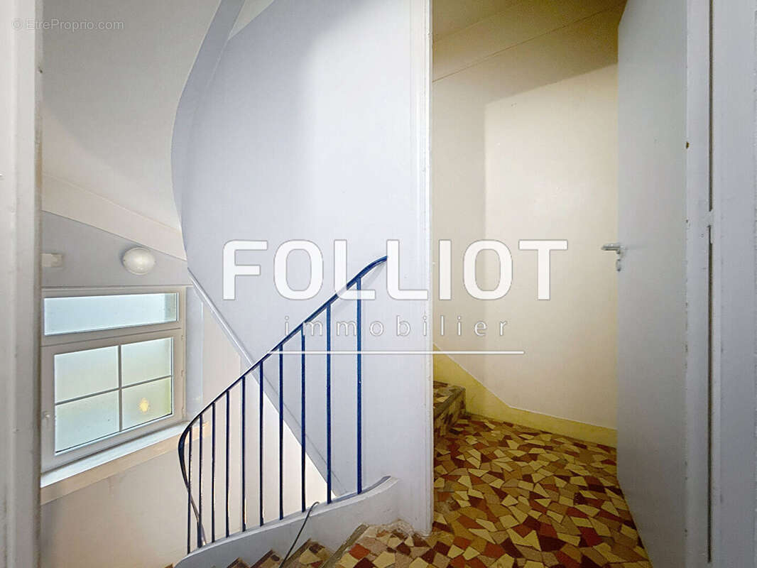 Commerce à COUTANCES