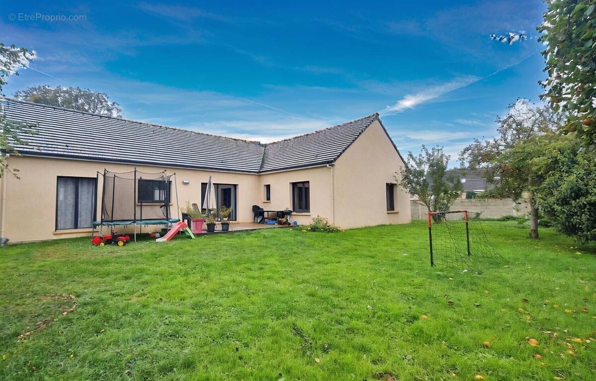 Maison à MAINTENON