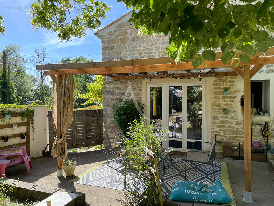 Maison à CHAILLE-LES-MARAIS