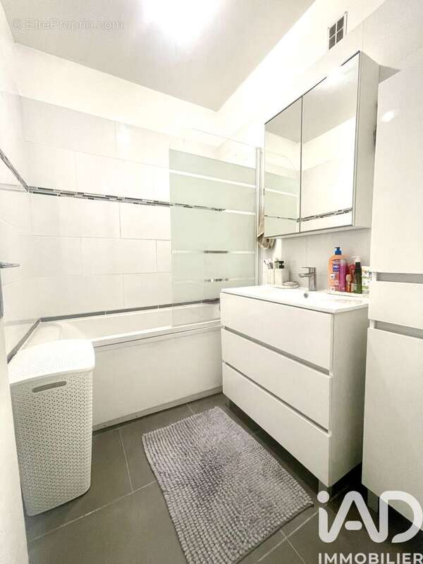 Photo 9 - Appartement à EPINAY-SOUS-SENART