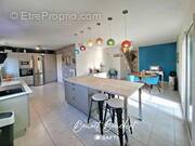 Photo 1 - Maison à CORMELLES-LE-ROYAL