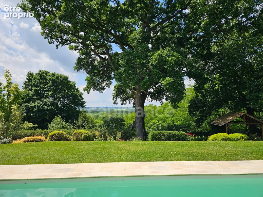 Villa de plain pied - 4 chambres - piscine - terrain de pétanque - garage - cadre naturel privilégié - photo 25
