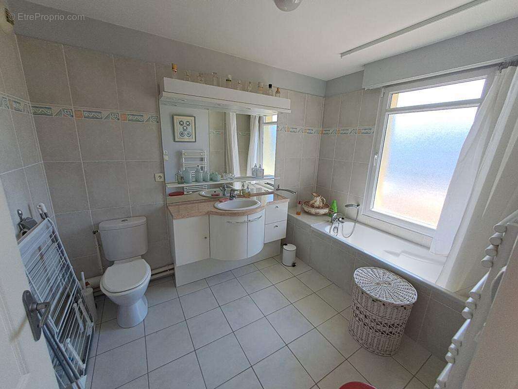 BLANCHE DE CASTILLE, Appartement de109.60 m2 - photo 6