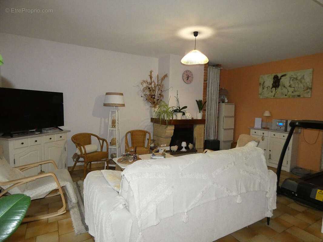 Maison à ISIGNY-LE-BUAT