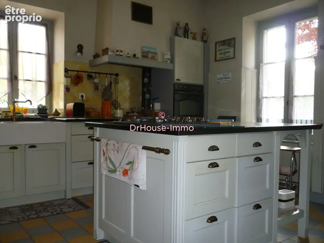Maison 9 pièces 198 m² à vendre à Boudes (63340) - photo 15